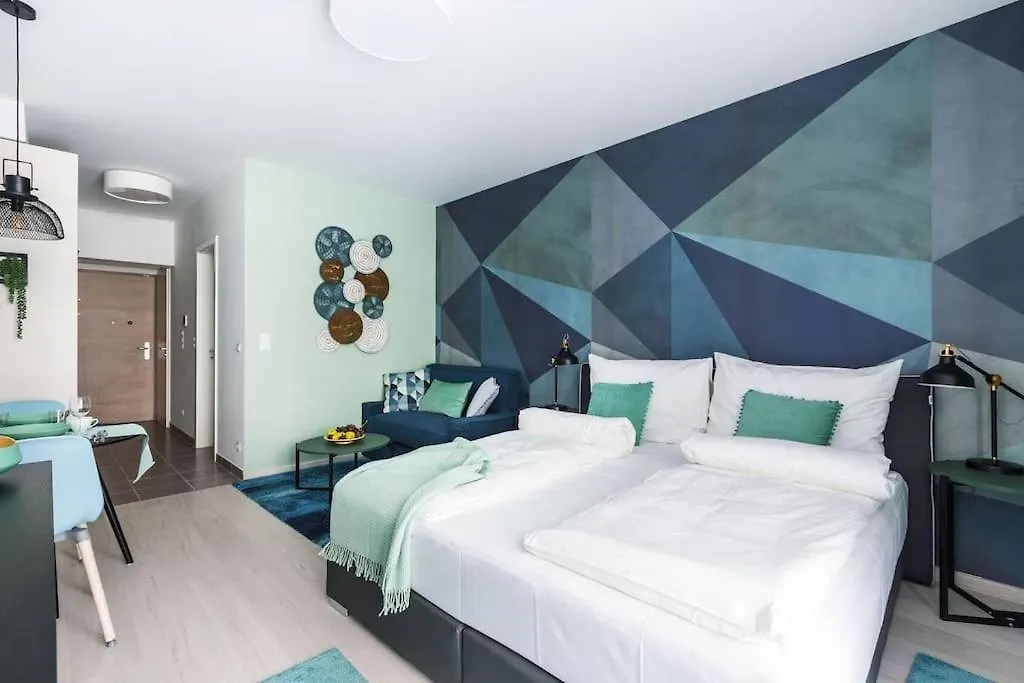 Tranquil Oasis At Corvin Promenade - 010 Apartment Budapest