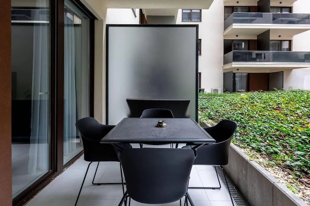 Tranquil Oasis At Corvin Promenade - 010 Apartment Budapest Hungary