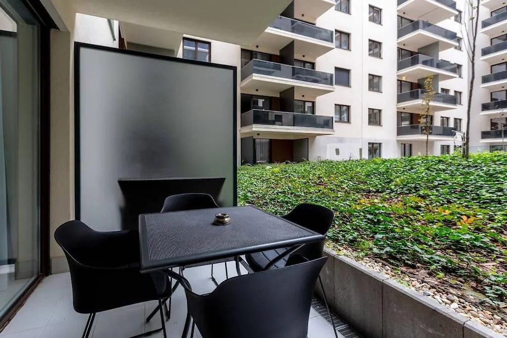 Tranquil Oasis At Corvin Promenade - 010 Apartment Budapest