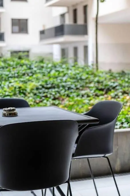 Tranquil Oasis At Corvin Promenade - 010 Apartment Budapest